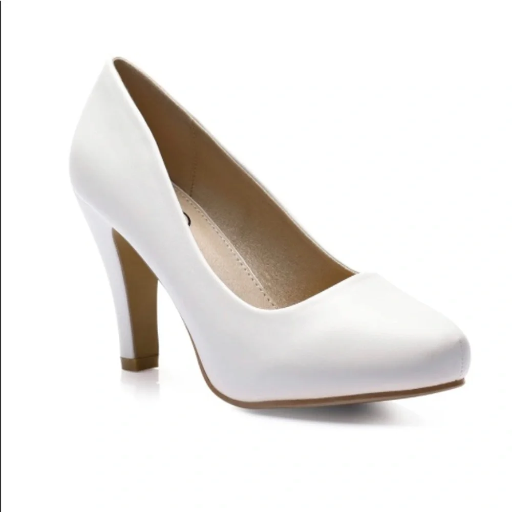 Trary White Round Toe High Heel Pumps - Picture 5 of 9